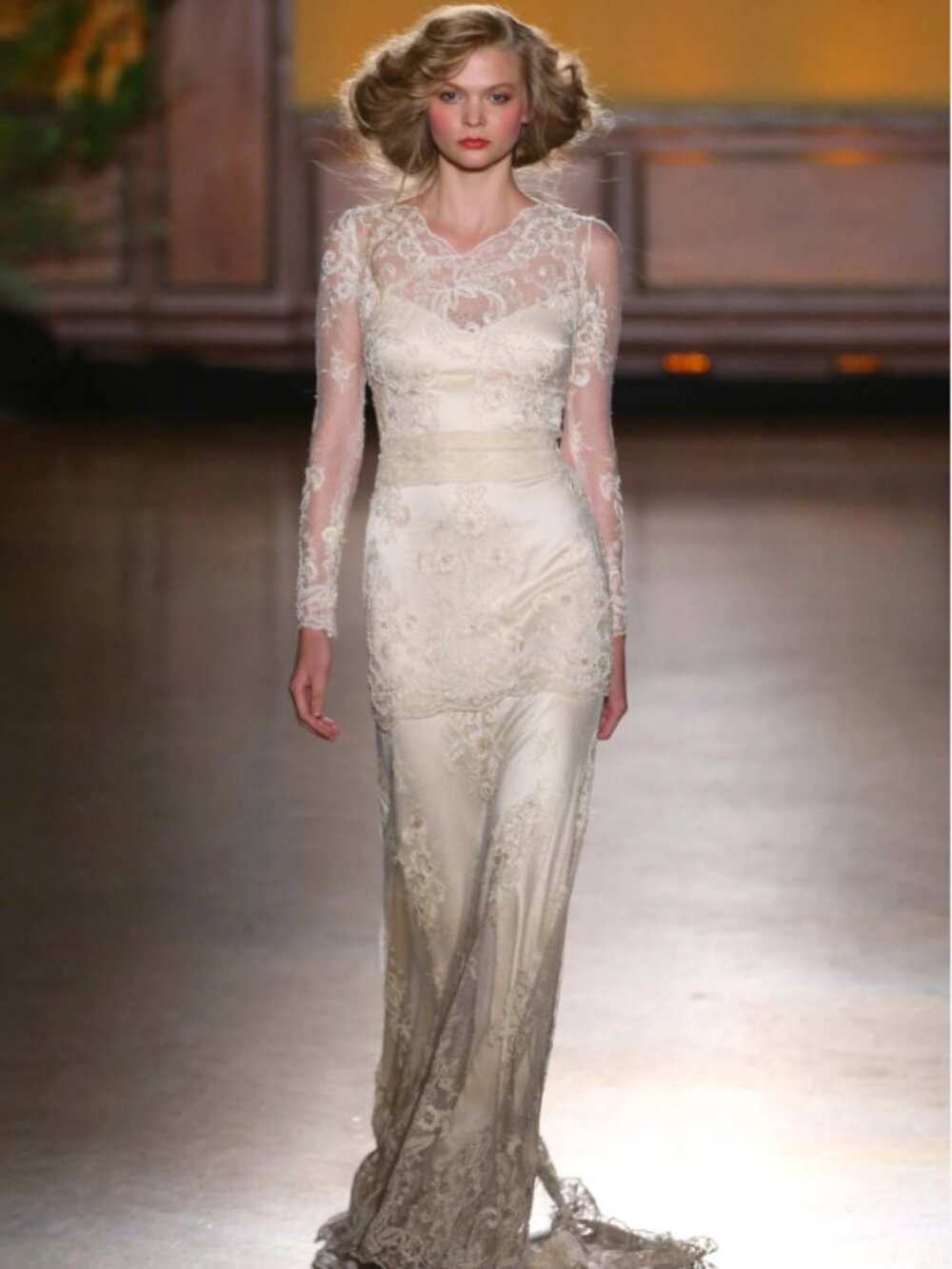 ISO: Claire Pettibone Pearle Dress Size 4-8